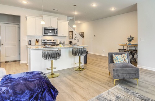 Lovejoy House | Walk to Dog Park & Playground: Hampton Haven!