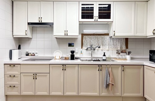 Suyeong-Gu Apartment | Walk to Gwangalli Beach/Cozy 4BR Stay for 9