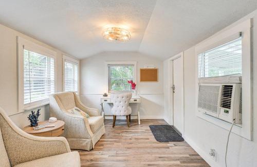 Dixieland Apartment | Walk to Lake Hunter Cozy Pet-Friendly Studio!