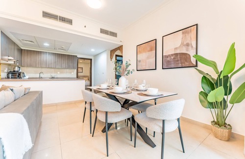 Discovery Gardens Apartment | Walk to Metro, Minutes from Ibn Battuta Mall, Victoria Residency by Deluxe Holiday Homes