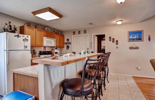 Surfside Beach Cottage | Walk to Shore & Restaurants: Surfside Beach Home!