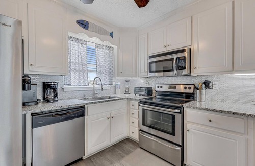 North Carolina Coast House | Walk to the Beach - Complex Pool - Coastal Charm - Great Escape