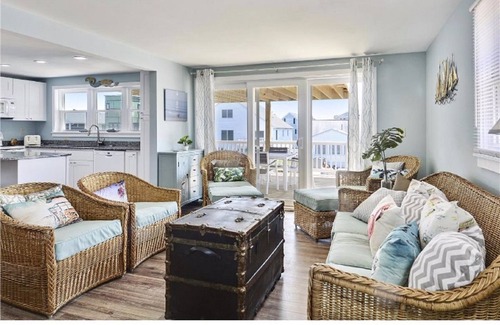 South Bethany Harbor House | Walk To The Beach - 4 Bedroom 2 Bath - Lots of outside deck space