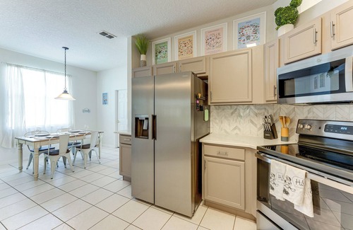 Haines City House | Walk to Tower Lake: Family Home in Gated Community