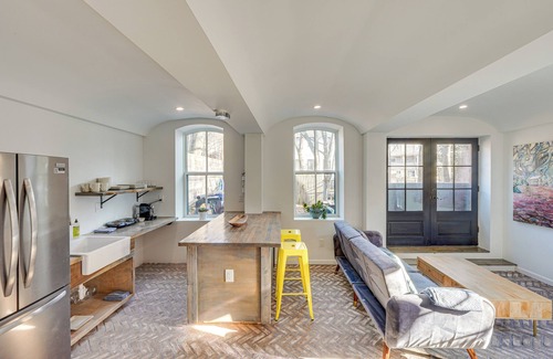 Connelly Apartment | Walk to Waterfront: Chic Hudson Valley Garden Apt