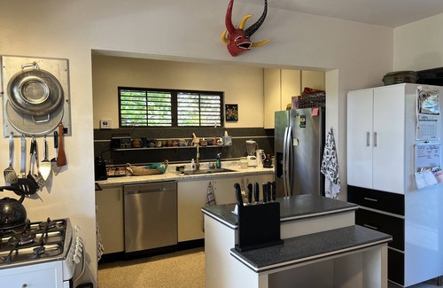 Pedernales House | WALKING DISTANCE TO PLAYA BUYEnA POCA DISTANCIA DE PLAYA BUYE