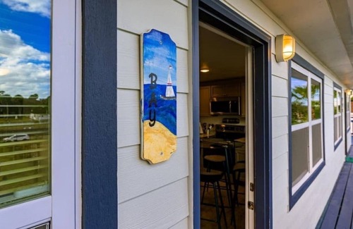 Smith's Memento Apartment | Walking distance to Daytona Beach & Ocean Center