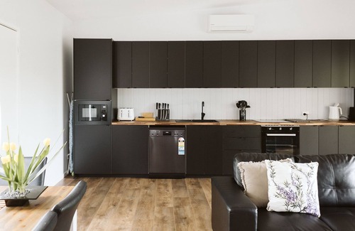 North Maleny House | Wallaby House - Family House in Private Parkland Setting with Lake View