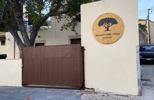 Archanes Villa | Walnut Tree Villa Ano Archanes-10km From Heraklion