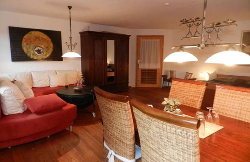 Egglham House | Wampendobler Paradies