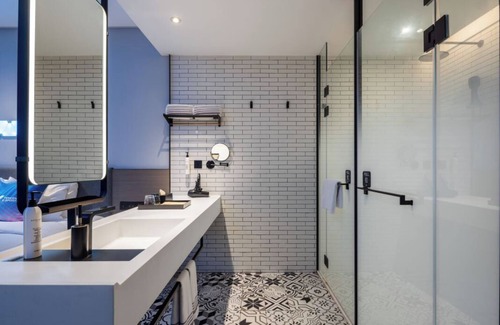 Yinzhou Hotel | Wanda Moments NingBo
