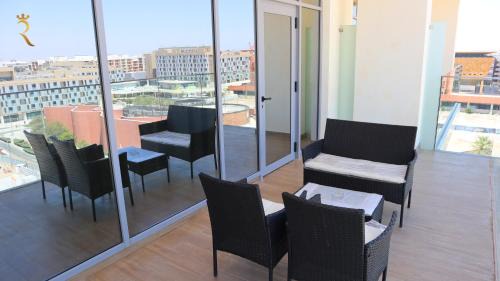 Masdar City Apartment | Wanderlust 2BR Escape in Masdar City - Cozy Retreat Near Masdar Park & City Centre