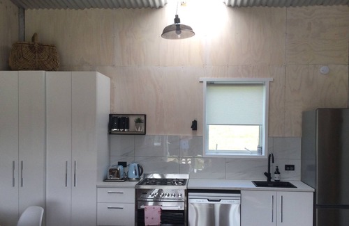 Kaipara Flats House | Warkworth Barn Retreat