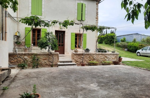 Alleins House | WARM AND COMFORTABLE FAMILY HOUSE near the AVIGNON FESTIVAL