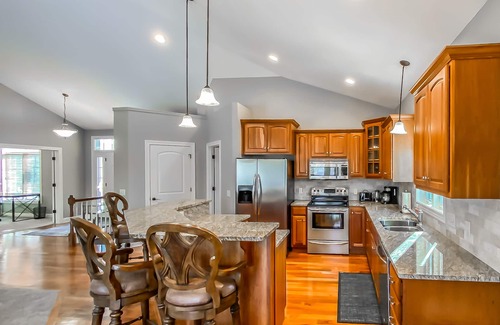 Rochester House | Warm and Luxurious 4 bedroom Executive Estate
