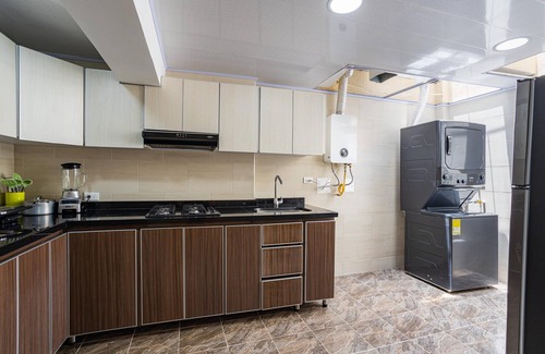 Chapinero Hotel | Warm home close to culture, art and movement