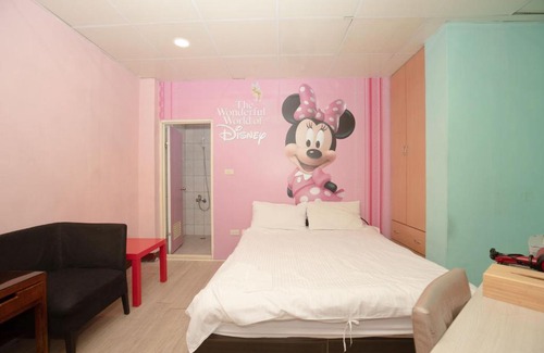 Xitun District Apartment | Warm House