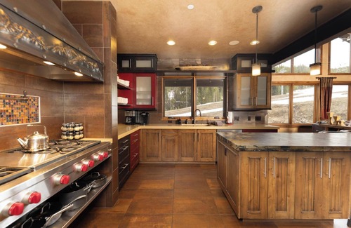Copper Mountain House | Warming Hut: True Ski-in/Out, Hot Tub, Video Wall, Pool Table, Shuttle