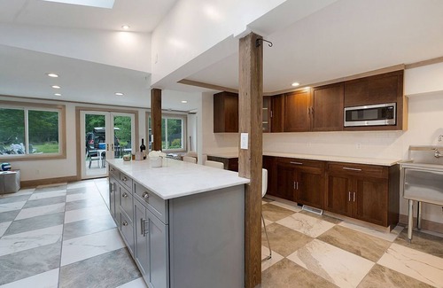 Cornwall Bridge House | WARREN-NYC 2Hrs, Ski Mohawk!, 5BR Mint Design, Pool, Tennis, 20 Acres PoshPadsCT
