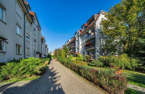 Ochota Apartment | Warsaw Ochota Studio - Park, Bus&Trains Nearby - By Rentujemy