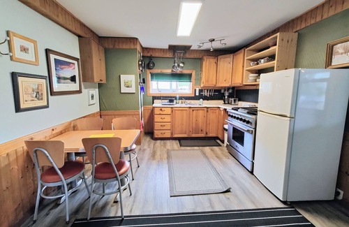 Washagami Cabin | Washagami Cabin at Pine Falls Lodge