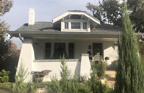 Washington Park West Apartment | WashPark Garden Level Apartment - Unit B