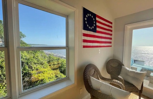 East Pensacola Heights House | Watch Dolphins + more from your private balcony! Views & Mins. to P'cola Beach