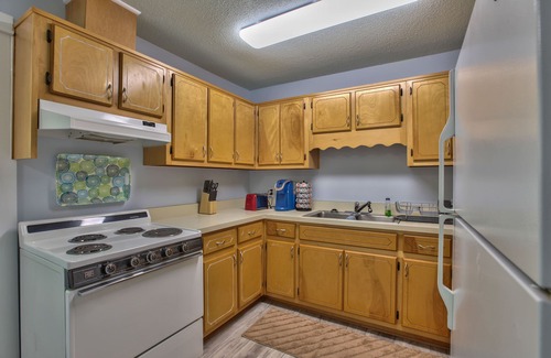 Crawfordville House | Watch the Manatees Swim by from This Peaceful Retreat with a Private Dock