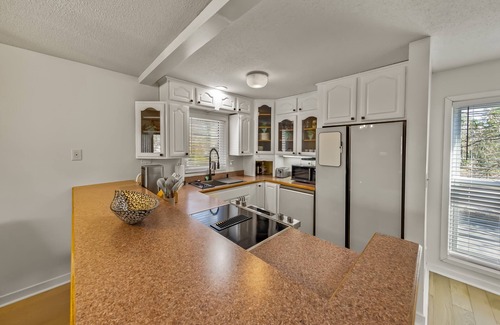 Fairfield Harbour House | Water View 1 Bedroom Townhome with Loft.