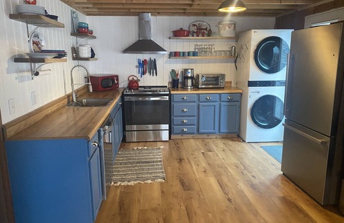 Georgetown House | Water views! Private community beach! Pet friendly