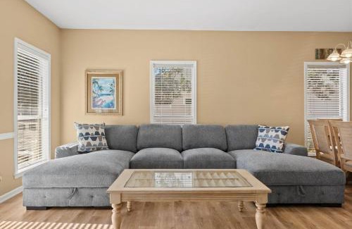Crystal Beach House | Waterfall Cottage by Newman-Dailey