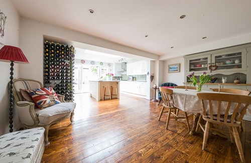 Parsons Green and Walham House | Waterford Road | Pro-Managed