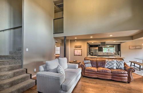 Springdale House | Waterfront Beaver Lake Hideaway with Kayaks and More!