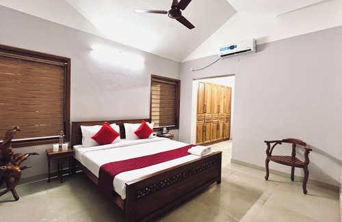 Kollam Resort | WATERFRONT BY PALMYRA