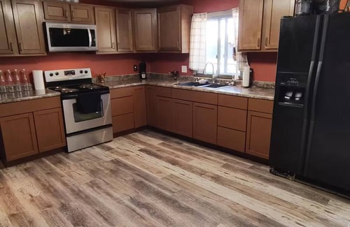 St. Joseph Cabin | Waterfront Cabin w/Sunset View, WiFi, HUGE yard, and Fire-pit!