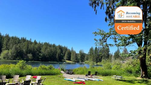 Maple Falls House | Waterfront Chalet