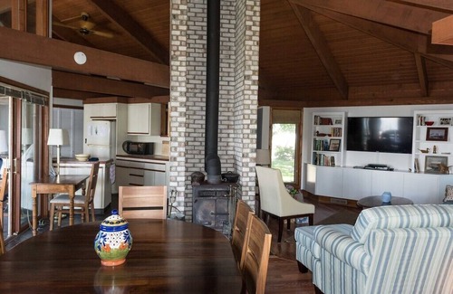 Waterford House | Waterfront Contemporary w/Dock overlooking Long Island Sound