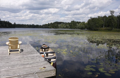Central Frontenac House | Waterfront cottage for rent
