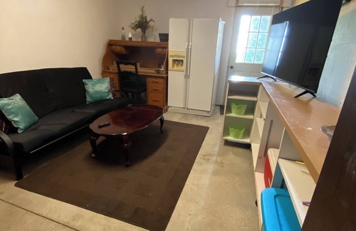 Ashfield-Colborne-Wawanosh Cottage | Waterfront Cottage/Hotub/Outdoor Shower/private sand beach/2pet/2-14+guests