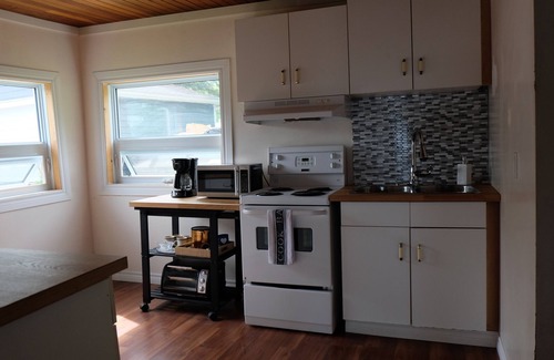Shuniah Cottage | Waterfront cottage on Lake Superior