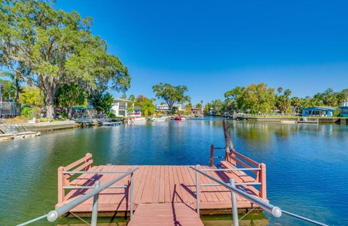 Weeki Wachee Gardens House | Waterfront Getaway with Private Dock and Slip
