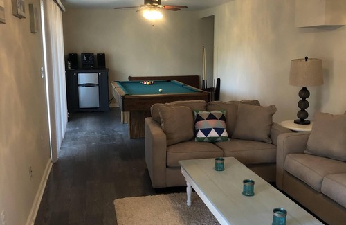 Moneta House | Waterfront-Large Dock-Quiet Cove- Minutes to Drifters-Bridgewater Marina