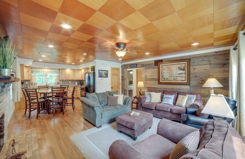 Monticello House | Waterfront Monticello Home w/Fire Pit & Deck!