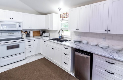 Red Bay House | Waterfront Property in Red Bay; Open 365 Days a Year!