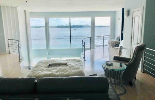 Dennis House | Waterfront Retreat with Indoor Pool on Grand Lake