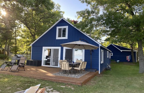 Pigeon Cottage | Waterfront Sand Point Cottage on Wild Fowl Bay Caseville MI