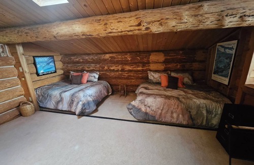 Sekiu Cabin | Waterfront, secluded beach. Breathtaking views, Spacious Log Home. Pet friendly.