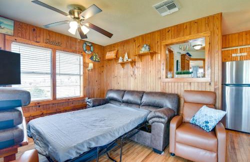 Cedar Lane House | Waterfront Texas Abode with Boat Ramp, Pets Welcome