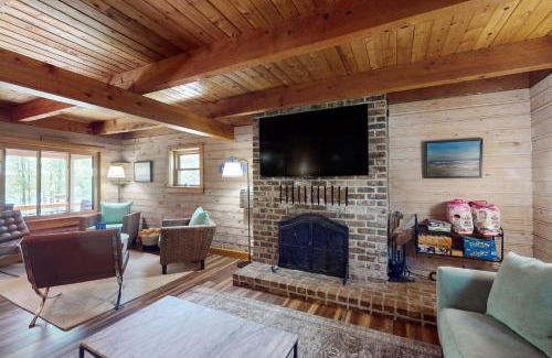 Mineral House | Waterfront Wonder