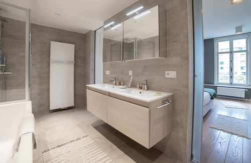 Quartier du Sablon - Zavelwijk Apartment | Waterloo III - One Bedroom Apartment, Sleeps 4